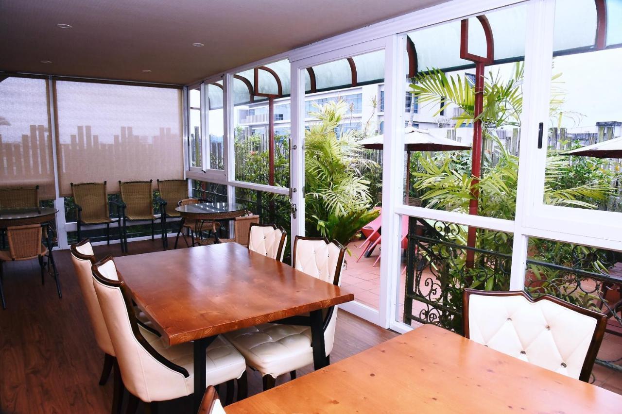 England Business Motel Yilan Esterno foto
